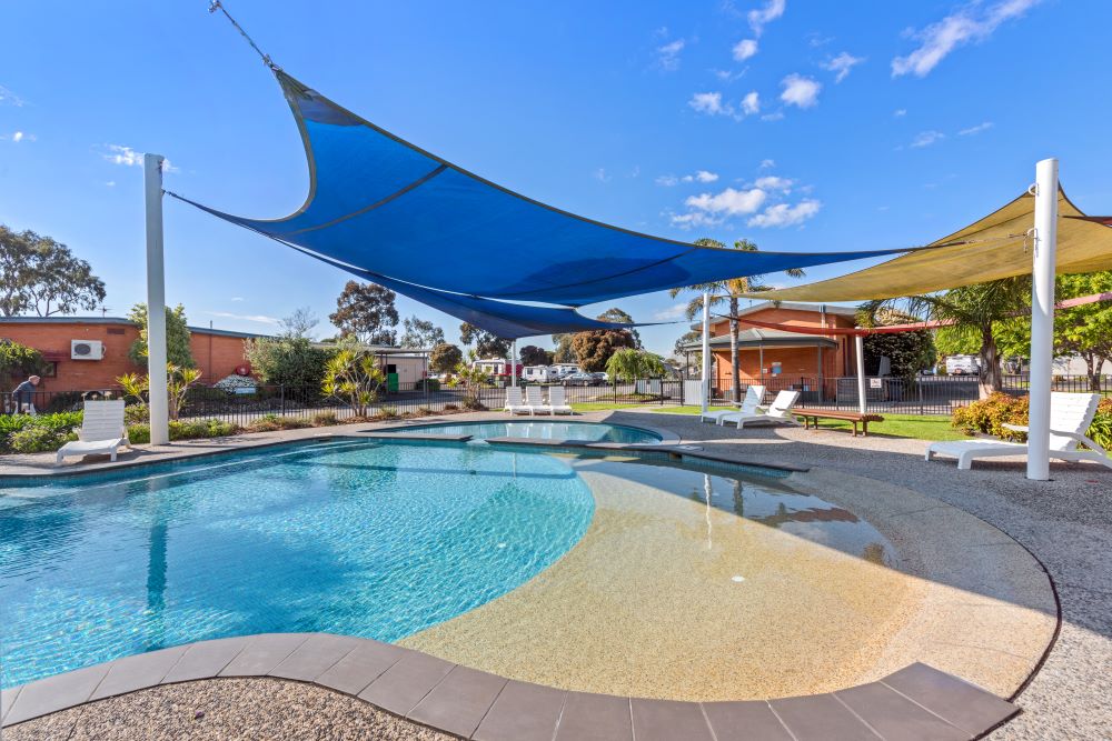 Melbourne outdoor shaded pool